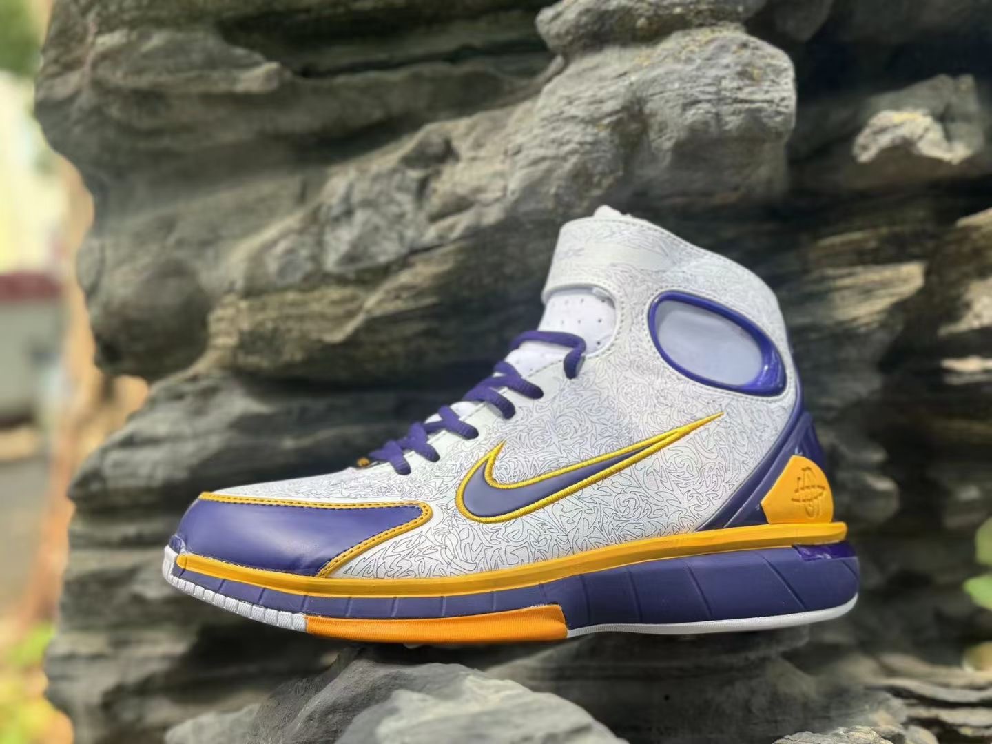 Nike Air Zoom Huarache 2K4 kobe Laser Lakers